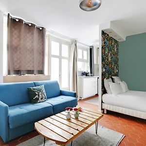 Studio met een King Size Bed